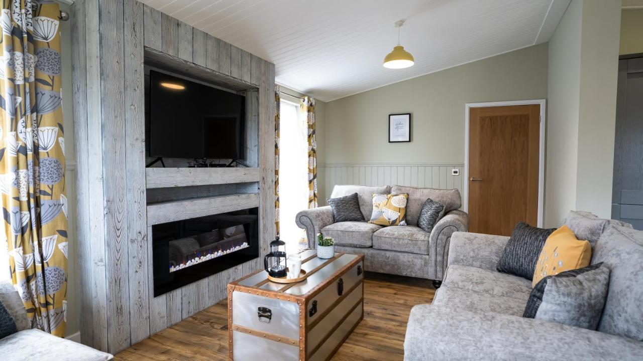 Chestnut Meadow Country Park Villa Sidley ภายนอก รูปภาพ