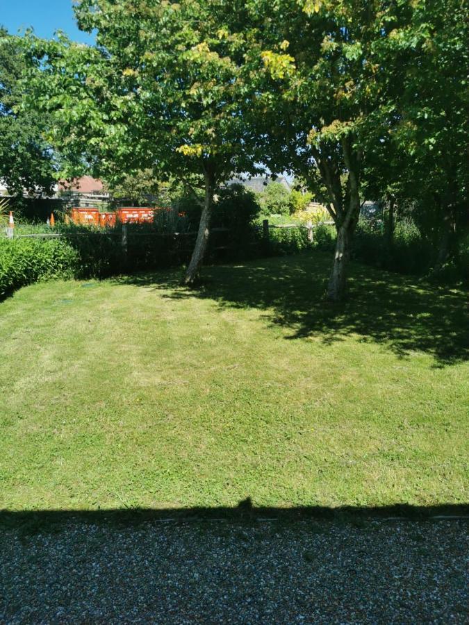 Chestnut Meadow Country Park Villa Sidley ภายนอก รูปภาพ